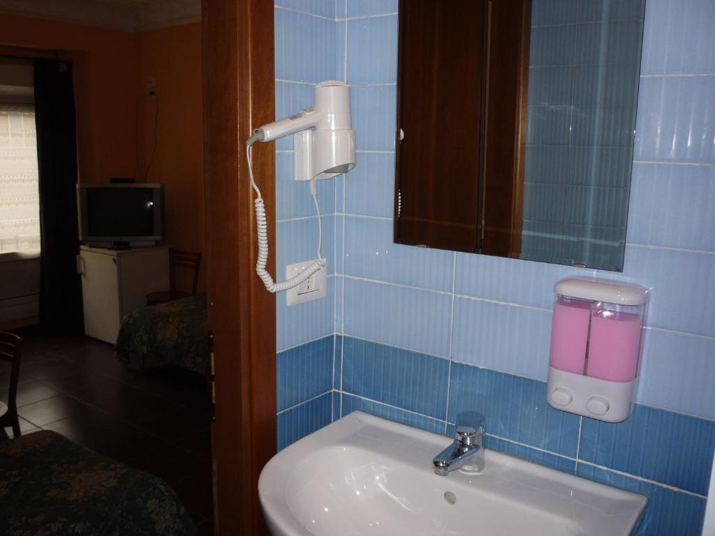 Affittacamere Andronaco Milan Extérieur photo