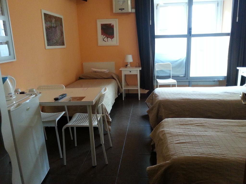 Affittacamere Andronaco Milan Extérieur photo
